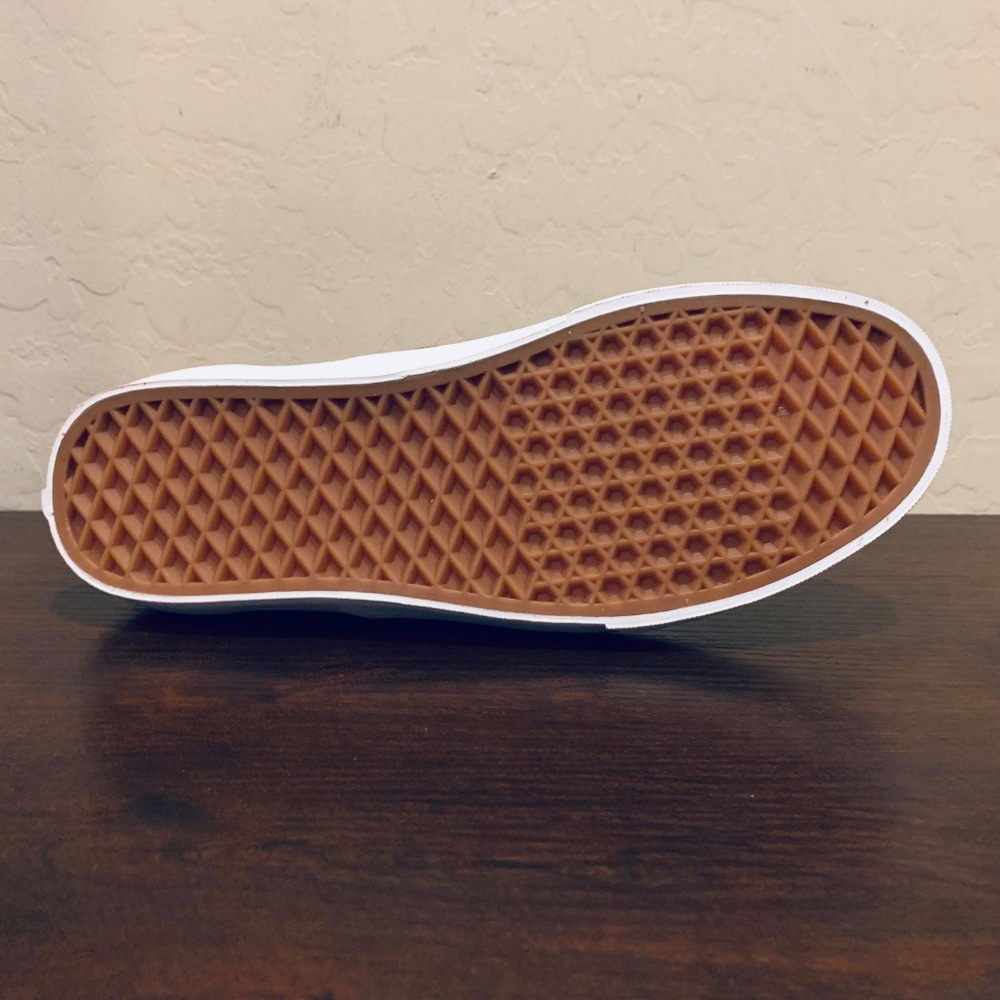 Vans Classic Slip-On Embossed Suede Skate Sequoia - Picture 7 of 8